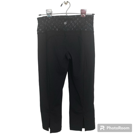 Lululemon Gather & Crow Crop II Black Leggings in Sz 4 - Picture 6 of 13